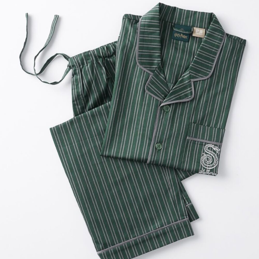 Harry Potter™ Slytherin™ House Pajama Set